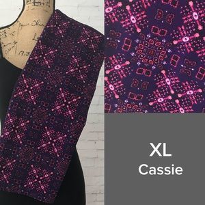 LuLaRoe Cassie skirt